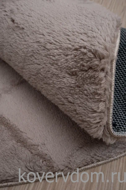 Ковер из искусственного меха Chic 1000A BROWN_3000 круг