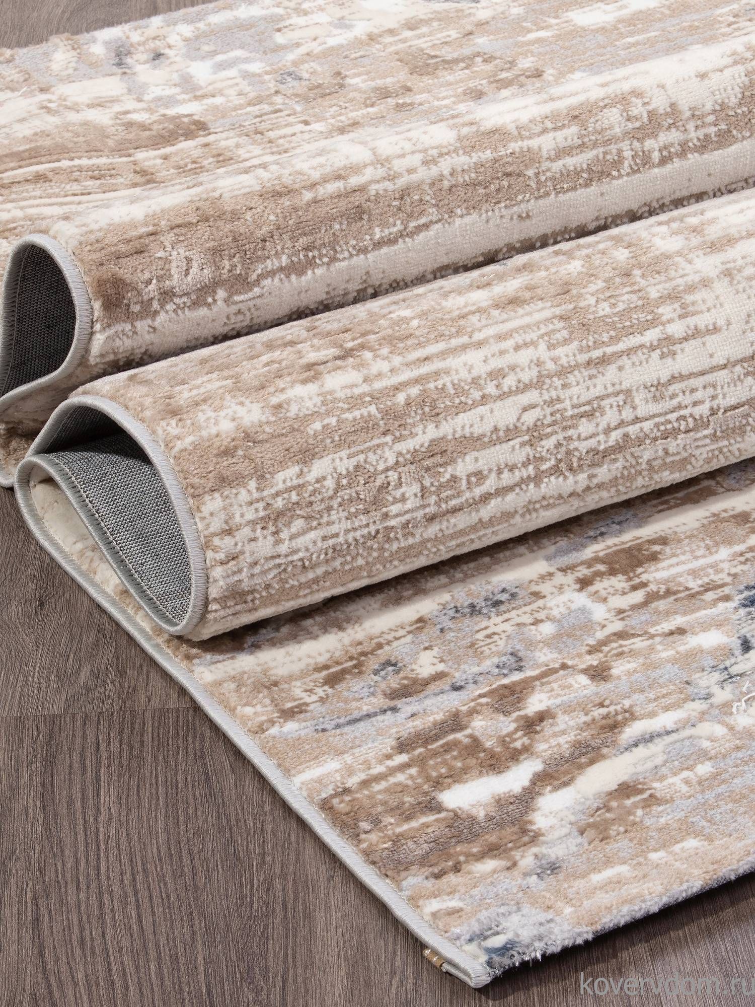 Ковер PERU D038A CREAM SHIRINK / BLUE FDY Ковер PERU D038A CREAM SHIRINK / BLUE FDY