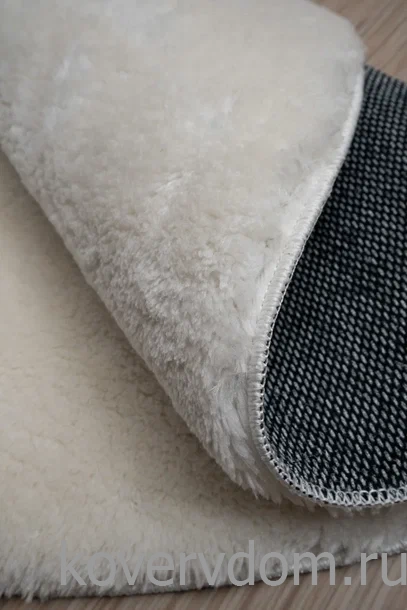 Ковер из искусственного меха Chic 1000A CREAM_1005 круг Ковер из искусственного меха Chic 1000A CREAM_1005 круг